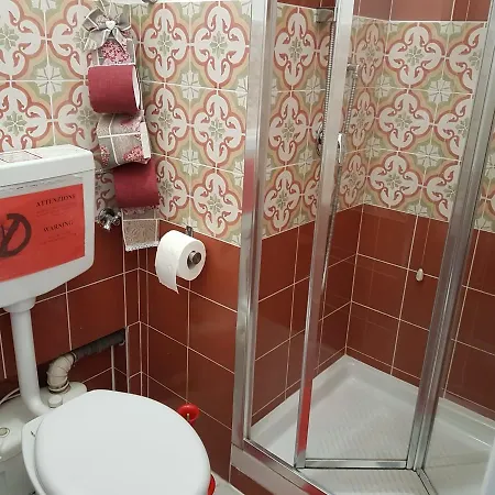 Italia Πανσιόν