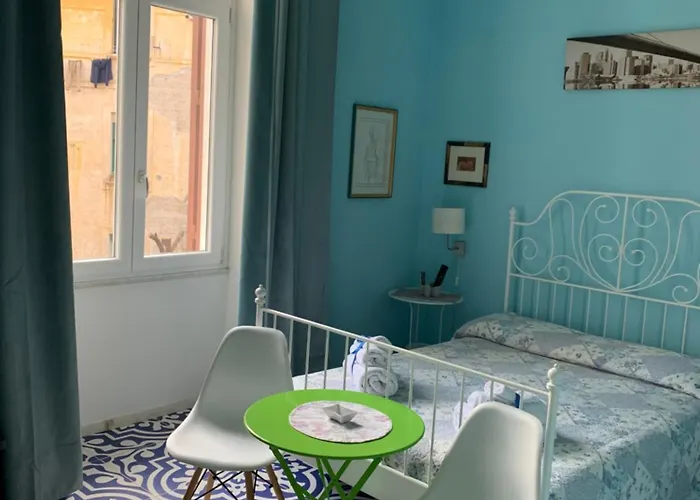 Pensión Italia Salerno